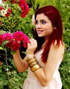 Arianagrande16