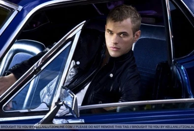 Kellan Lutz 54