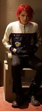 Gerard way 2010.jpg