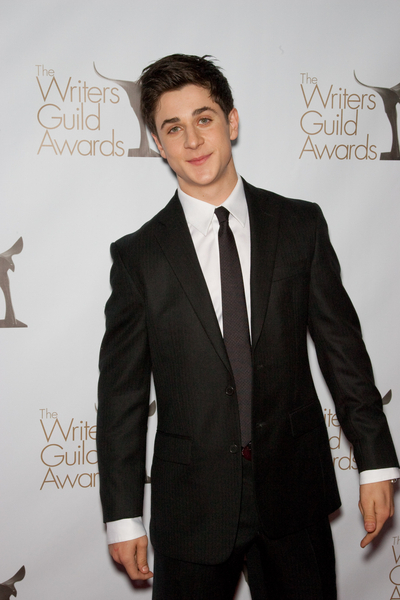 david henrie. File:David Henrie.jpg - Disney