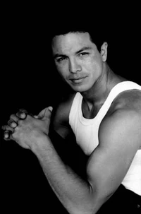 Benjamin Bratt
