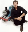 PierceBrosnanwithCGI-facedThomas