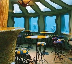 Bar-en-un-submarino-1