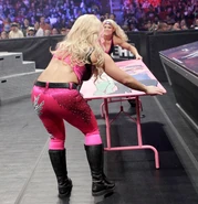 TLC10 Divas.1