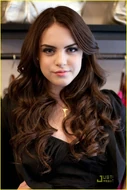 Elizabeth-gillies-do-something-02