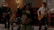 http://glee.wikia