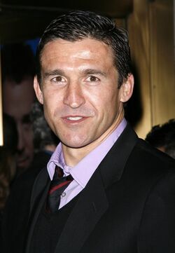 Jonathan Cake - Wiksteria Lane