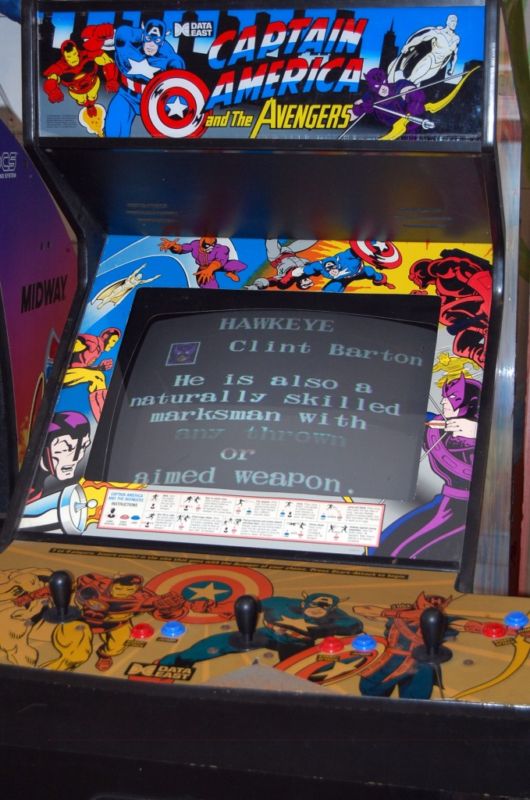 Captain_America_%26_The_Avengers_arcade_cabinet.jpg