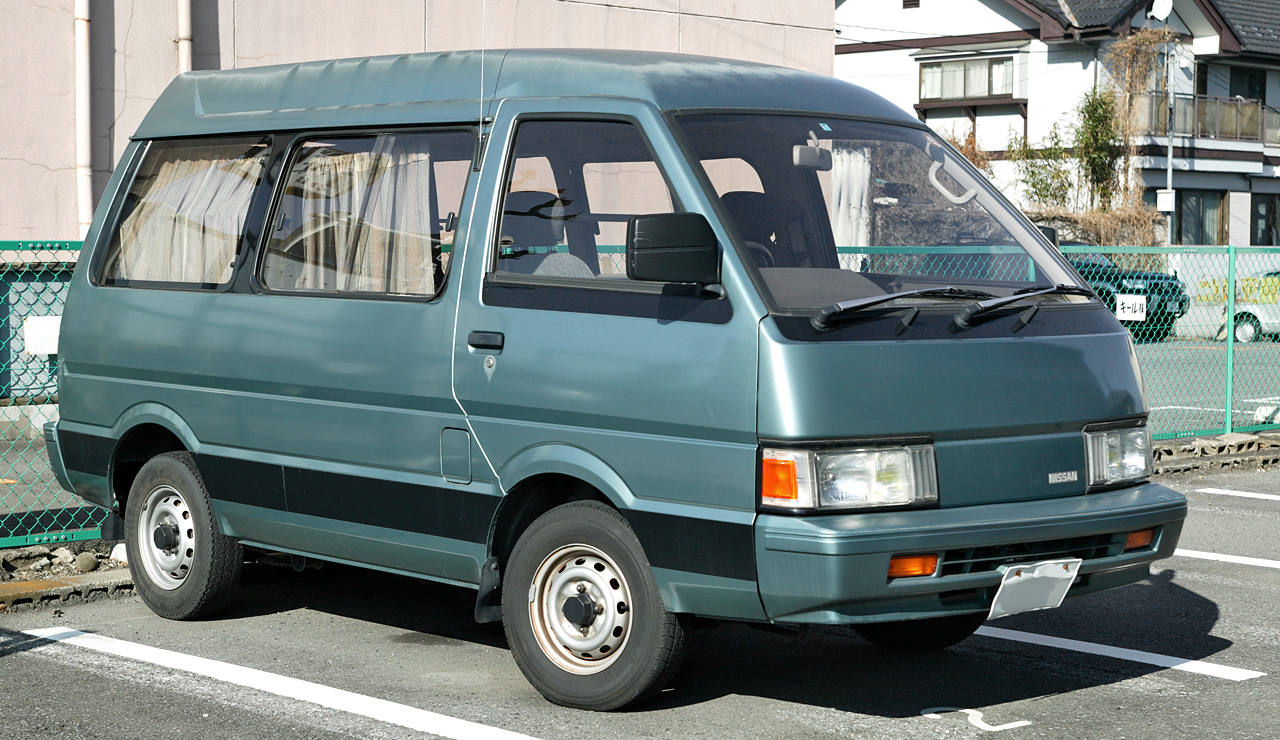Nissan C22