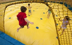 Sesameplace-bedbounce