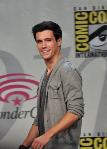 drew roy dating history See all drew roy's marriages, divorces, hookups, break ups, affairs, and dating relationships plus celebrity photos, latest drew roy news, gossip, and biography. drew roy dating history See all drew roy's marriages, divorces, hookups, break ups, affairs, and dating relationships plus celebrity photos, latest drew roy news, gossip, and biography.