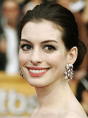 anne hathaway wikipedia. Anne Hathaway.jpg