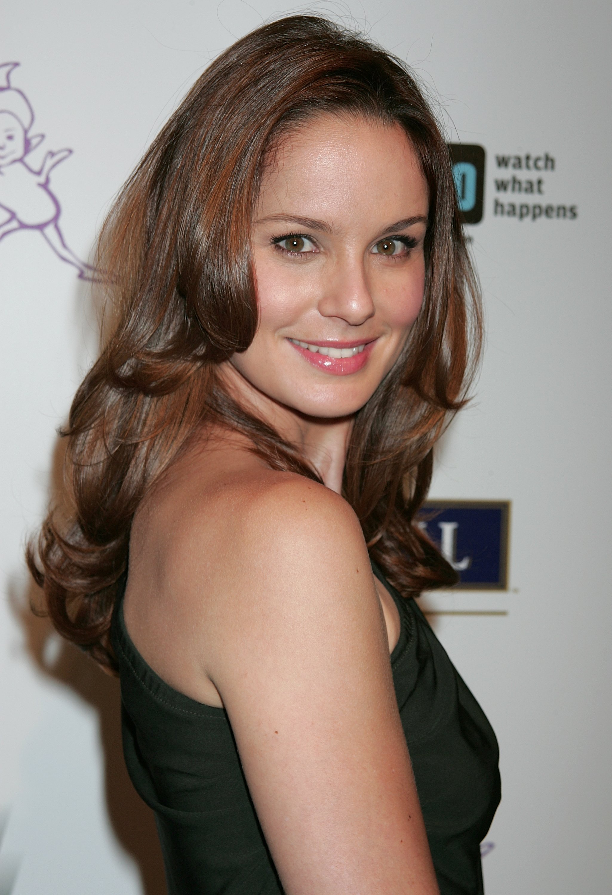 Sarah-wayne-callies-883850l.jpg