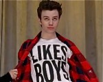 Kurt hummel chris colfer likes boys t-shirt thumb
