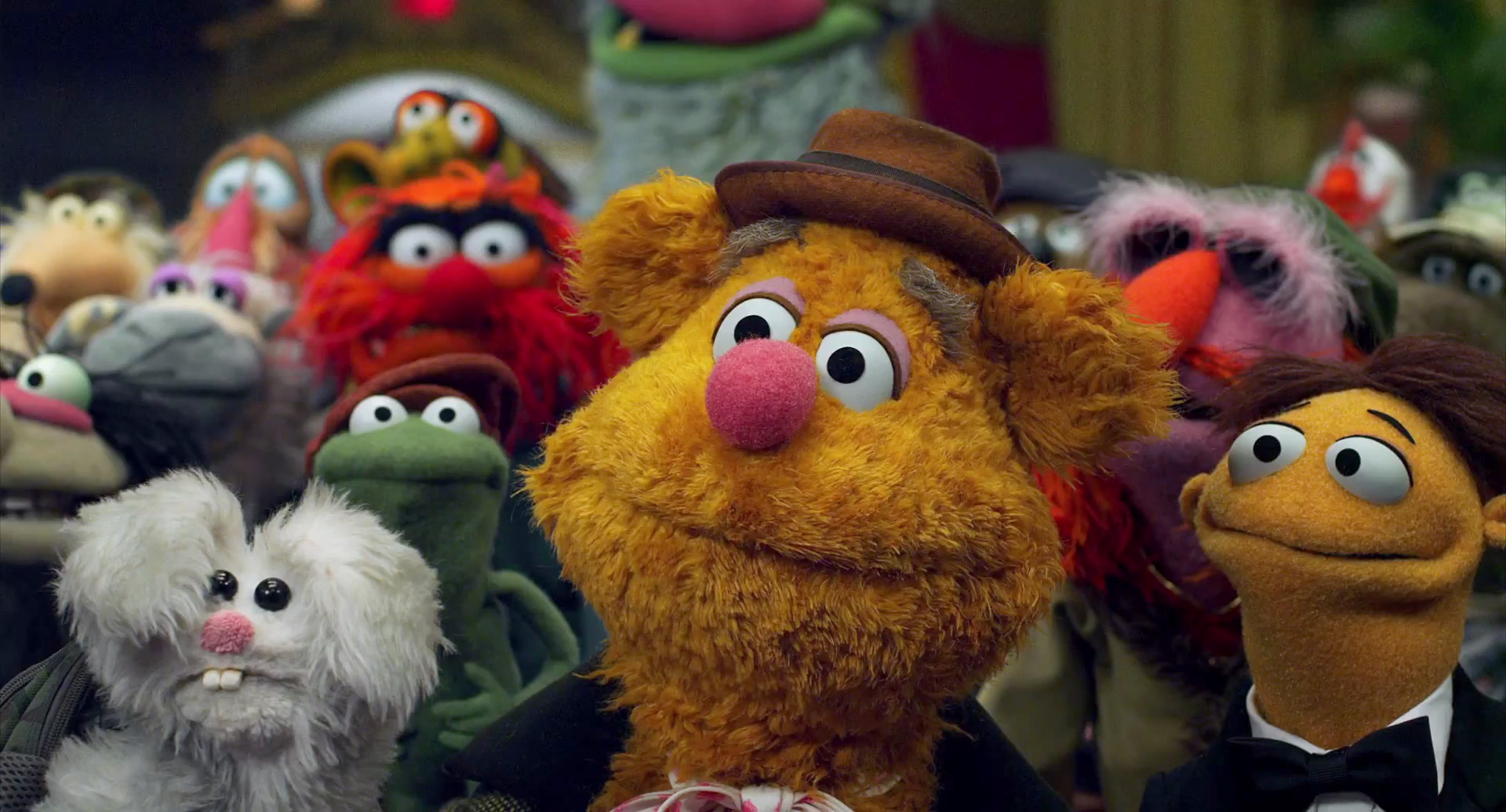 The Muppets First Full-Length Trailer Breaks Down.