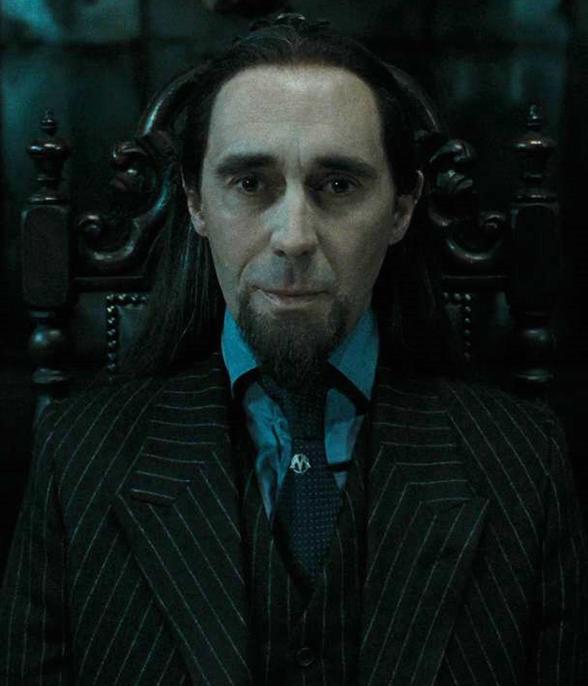 http://images1.wikia.nocookie.net/__cb20110619114944/harrypotter/ru/images/0/0a/ThicknesseMalfoyManor.jpg