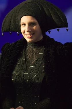 Amanda Lucas.jpg
