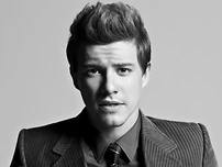 128876-xavier-samuel