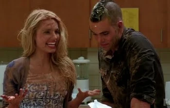 http://glee.wikia