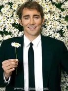 ImagesCAZHZ8PG-lee pace