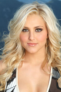 Cassie Scerbo
