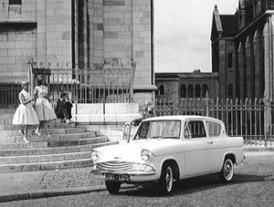 Ford-anglia105eb