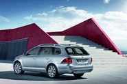 VW-Golf--Estate-1