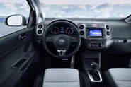 2010-VW-CrossGolf-4