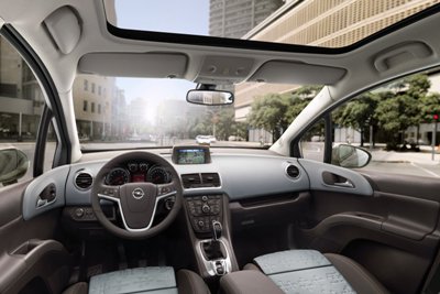 2011-Opel-Meriva-33small