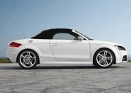 Audi TTS 8