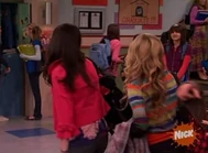 CarlyandSamleaveFreddie