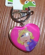 Hanover accessories piggy heart keychain