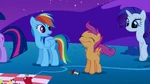 Rainbow Dash looks at Scootaloo S1E24