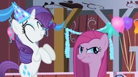 Rarity happy 2 S01E25