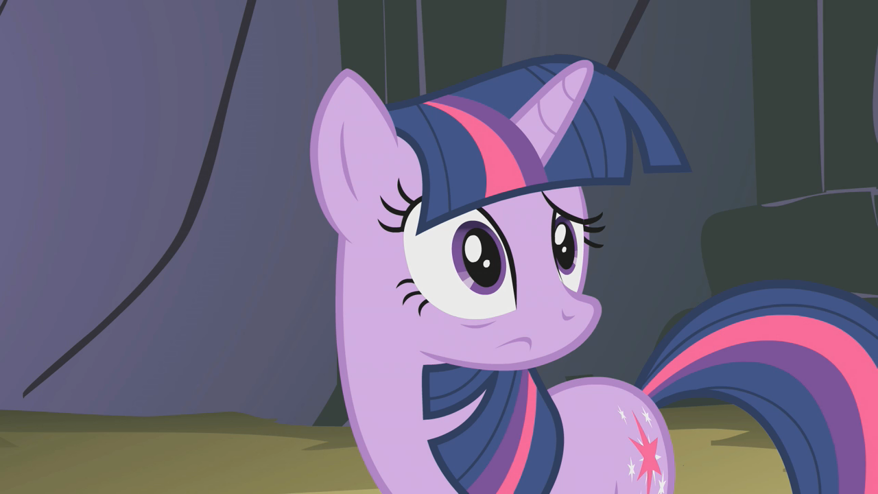 [Bild: Twilight_looks_at_Pinkie_S01E07.png]