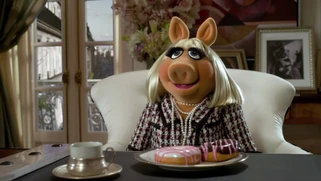 FinalMuppetsParodyTrailer-06