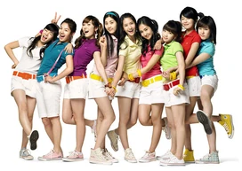 1-047-047592 13-Girls-Generation-(SNSD).jpg