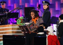 Kermit michelle obama tree lighting 2011 dec 1