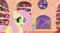 Spike pointing out the window S1E03