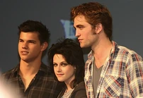 Taylor-lautner-kristen-stewart-robert-pattison