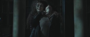 Hermione skimirish at malfoy manor