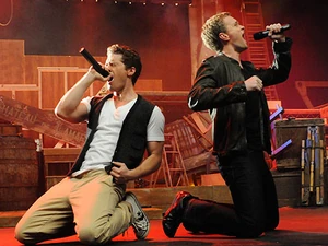 Glee-Neil-Morrison 400