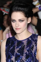 Kristen+Stewart+Stars+Breaking+Dawn+Premiere+15dE4Tp0g81l