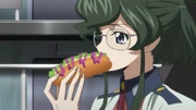 107715-nina-hotdog