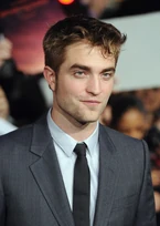 Robert+Pattinson+Premiere+Breaking+Dawn+Ltq4l7JSOi3l