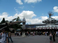 Star Tours at Disneyland Paris