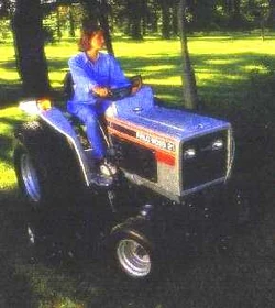 White 21 Field Boss - 1985