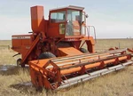 White 5542 combine