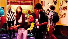 Tumblr_lq9em3tONh1qacvnuo1_250.gif