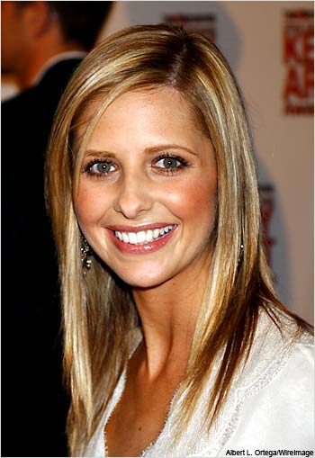 FileSarahmichellegellarjpg Featured onSarah Michelle Gellar